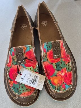 Ariat Women's Prickly Pear Floral Canvas Moccasins in Coral, Mint & Brown 10